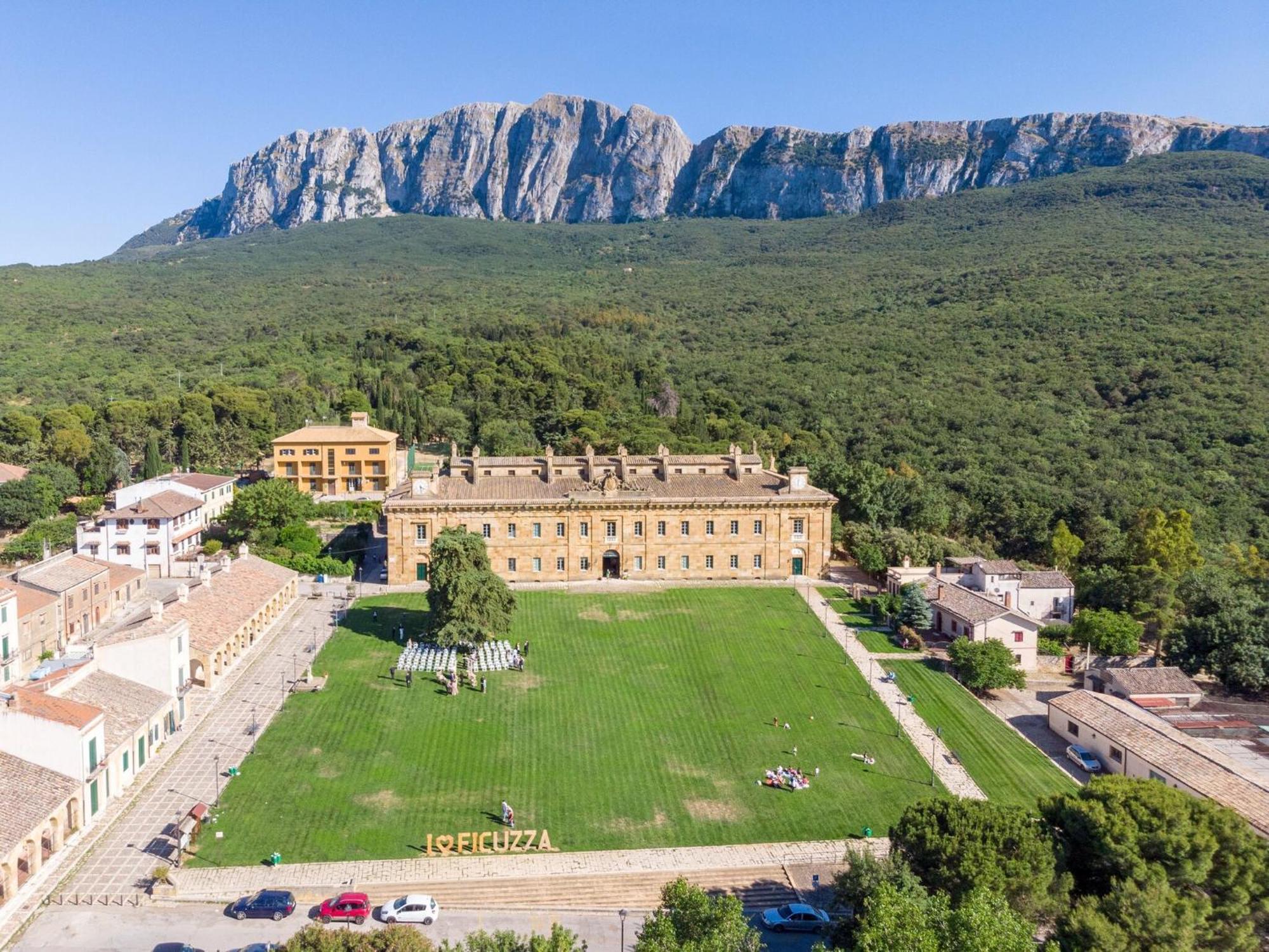 Ravishing Villa In Realmonte With Private Swimming Pool Exterior photo